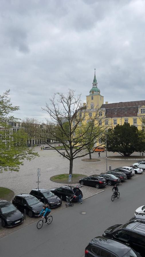 Gemuetliche Maisonettewohnung Mit Dachterrasse Am Schloss Oldenburg Exterior foto